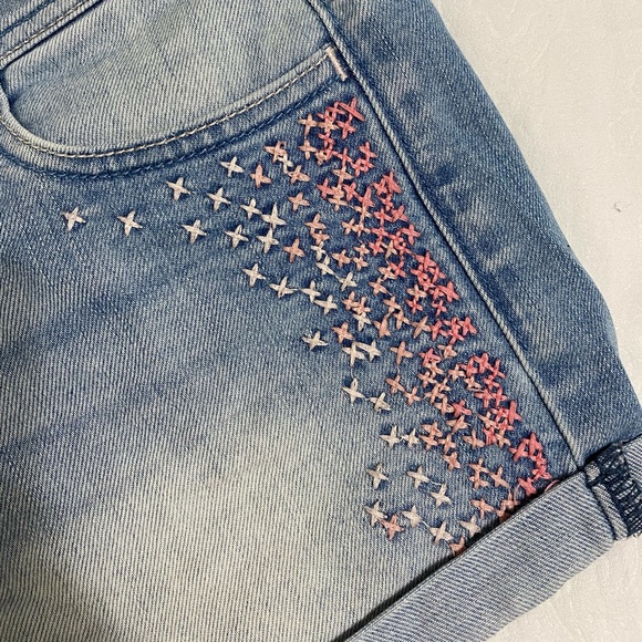 hollister jean shorts - Picture 4 of 5